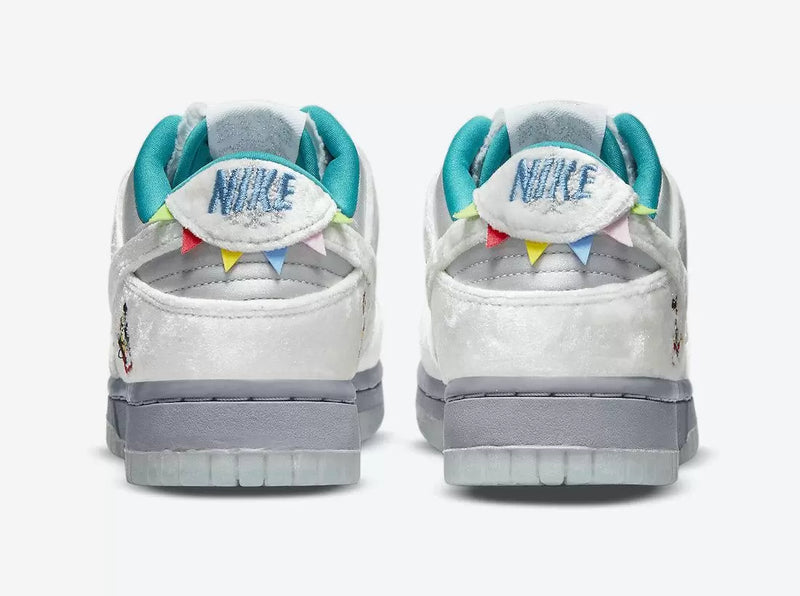 Dunk Low “Ice”