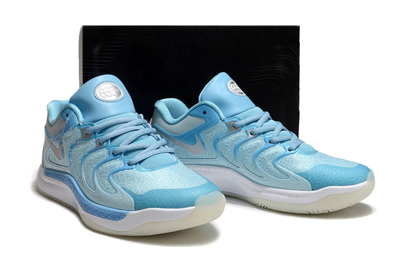 Nike KD 17 "Christmas"