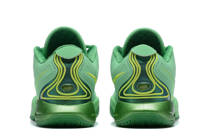 Nike LeBron 21 "Green"