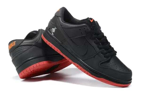 Dunk Low “Black Pigeon”
