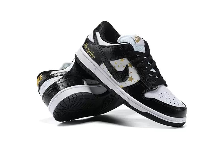 Dunk Low x Supreme