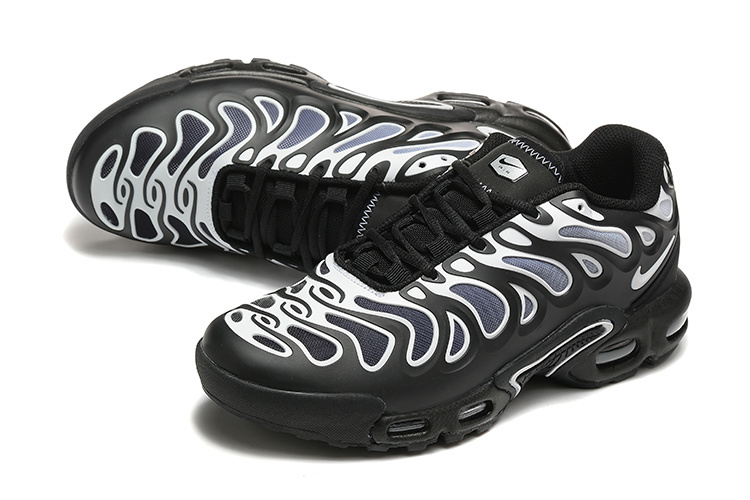 Air Max Plus Drift “Black White"
