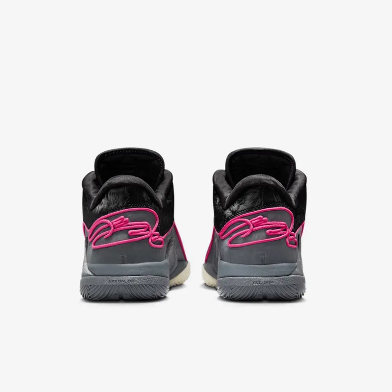 Nike Lebron 22 "Tunnel Vision"