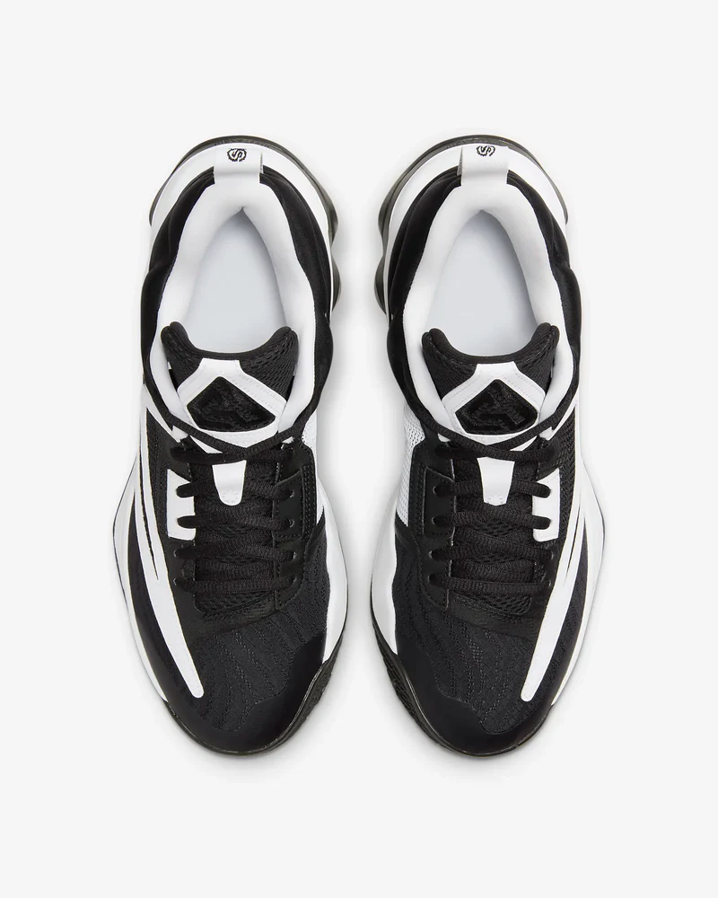 Giannis Immortality 3 "Black/White"